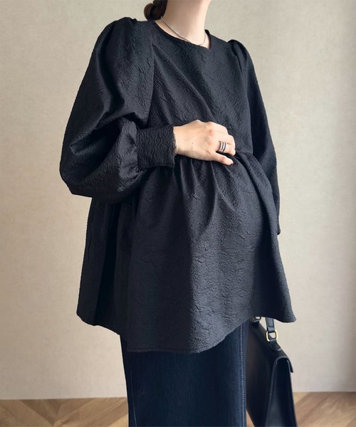 KOBE LETTUCE（コウベレタス）の「[ mamaレタス ] ジャガードフレアボリュームスリーブトップス（マタニティウェア/グッズ・レディース・ブラック/オフホワイト・M）」の9枚目の写真