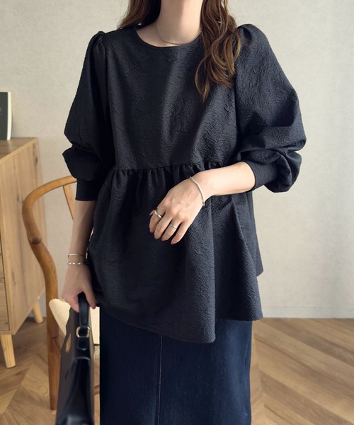 KOBE LETTUCE（コウベレタス）の「[ mamaレタス ] ジャガードフレアボリュームスリーブトップス（マタニティウェア/グッズ・レディース・ブラック/オフホワイト・M）」の15枚目の写真