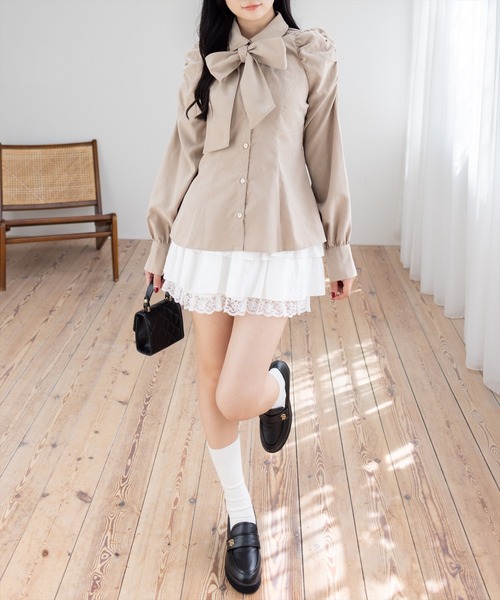 clear（クリア）の「ピーチリボンタックシャツ[大人 カジュアル フェミニン ガーリー]≪AW新作≫（シャツ/ブラウス・レディース・ブラウン/ベージュ/キャメル・F）」の8枚目の写真