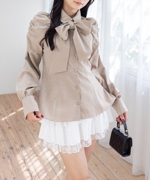 clear（クリア）の「ピーチリボンタックシャツ[大人 カジュアル フェミニン ガーリー]≪AW新作≫（シャツ/ブラウス・レディース・ブラウン/ベージュ/キャメル・F）」の7枚目の写真
