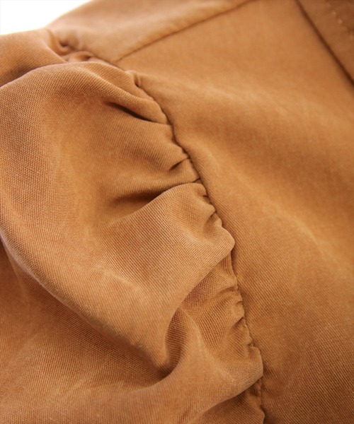 clear（クリア）の「ピーチリボンタックシャツ[大人 カジュアル フェミニン ガーリー]≪AW新作≫（シャツ/ブラウス・レディース・ブラウン/ベージュ/キャメル・F）」の20枚目の写真