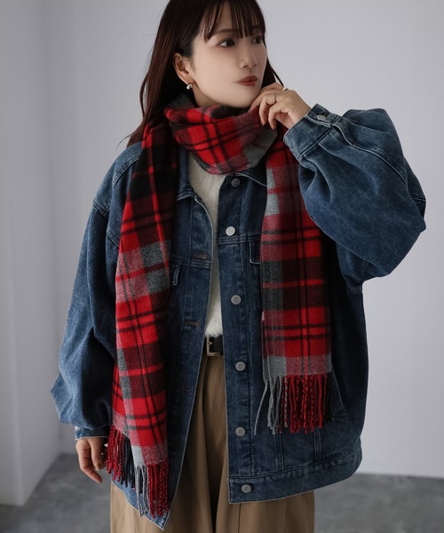 Riberry（リベリー）の「【静電気防止】チェック柄大判マフラー（マフラー・レディース・グリーン/レッド・FREE）」の7枚目の写真