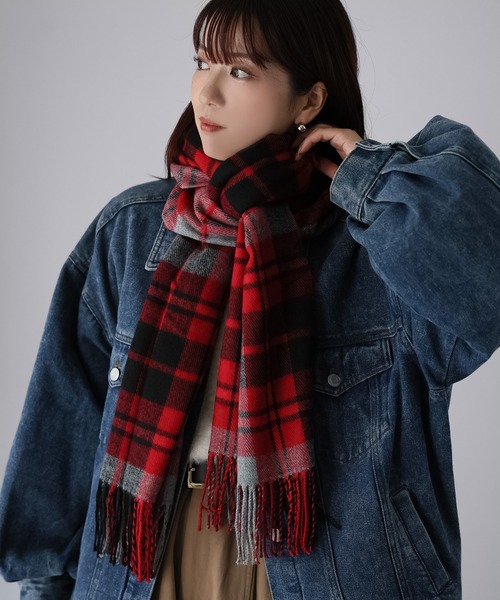Riberry（リベリー）の「【静電気防止】チェック柄大判マフラー（マフラー・レディース・グリーン/レッド・FREE）」の18枚目の写真
