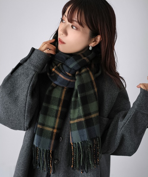Riberry（リベリー）の「【静電気防止】チェック柄大判マフラー（マフラー・レディース・グリーン/レッド・FREE）」の12枚目の写真