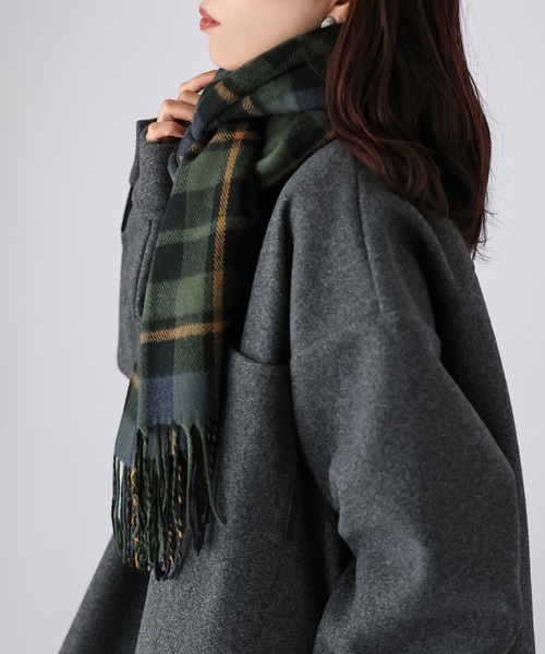 Riberry（リベリー）の「【静電気防止】チェック柄大判マフラー（マフラー・レディース・グリーン/レッド・FREE）」の13枚目の写真