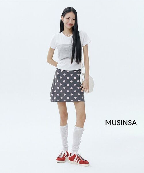 RONRON(ロンロン)の「DOT PATTERN BANDING KNIT MINI SKIRT CHARCOAL PINK DOT(スカート・レディース・その他・FREE)」の6枚目の写真