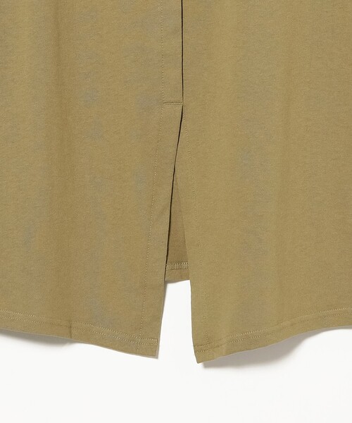 BEAMS HEART(ビームスハート)の「バック スリット プルオーバー(Tシャツ/カットソー・レディース・カーキ/ブラック/オフホワイト・FREE)」の21枚目の写真