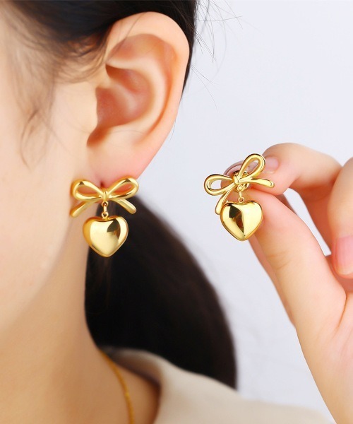 MASHIRO(マシロ)の「リボンハートドロップペアピアス(MA/EK388)(ピアス(両耳用)・レディース・シルバー/ゴールド・FREE)」の8枚目の写真