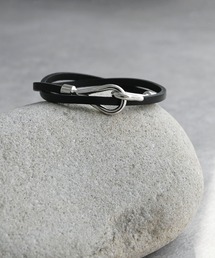 An+u（アンユー）の「レザーブレスレット（ブレスレット）」