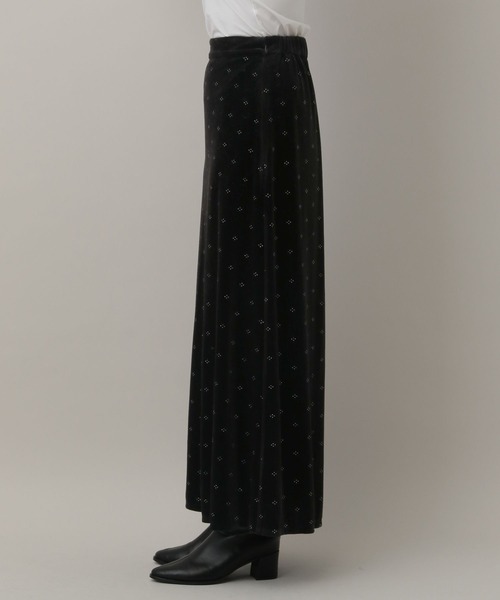 A part by（アパートバイ）の「キラキラベロアナロースカート（スカート・レディース・アイボリー/ブラック・FREE）」の15枚目の写真