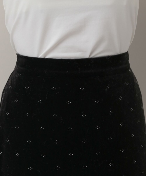 A part by（アパートバイ）の「キラキラベロアナロースカート（スカート・レディース・アイボリー/ブラック・FREE）」の17枚目の写真