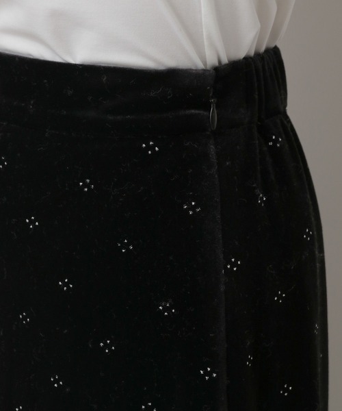 A part by（アパートバイ）の「キラキラベロアナロースカート（スカート・レディース・アイボリー/ブラック・FREE）」の18枚目の写真