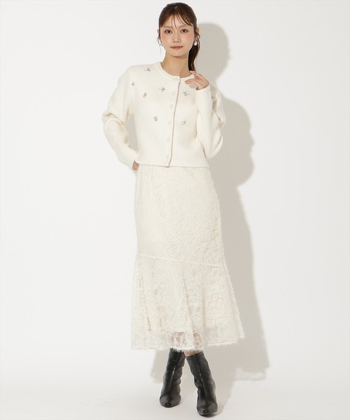 AND COUTURE(アンドクチュール)の「ビジュー付きニットカーディガン(カーディガン/ボレロ・レディース・ライトグレー/ピンク/ホワイト/チャコールグレー・FREE)」の10枚目の写真