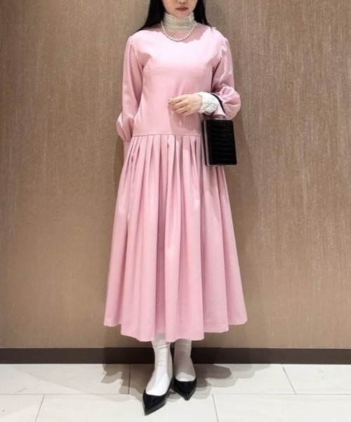 LOULOU WILLOUGHBY(ルルウィルビー)の「【LOULOU WILLOUGHBY】ウールトロローウエストワンピース(ワンピース・レディース・グレー系その他/ピンク・1/2)」の2枚目の写真