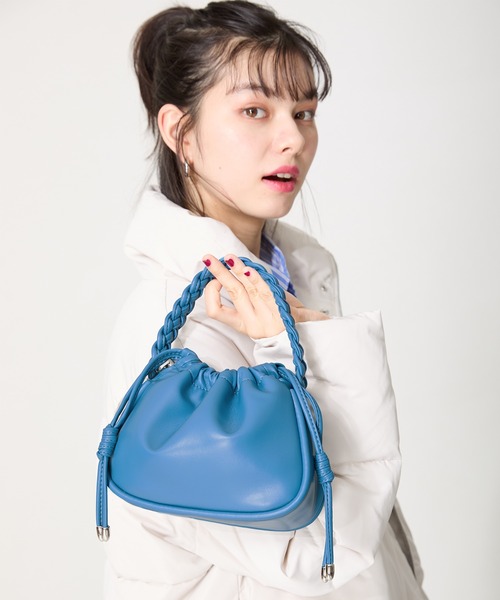 MISCH MASCH(ミッシュマッシュ)の「編み込みハンドバッグ(ハンドバッグ・レディース・ブラック/ブルー/シルバー・フリ-)」の13枚目の写真