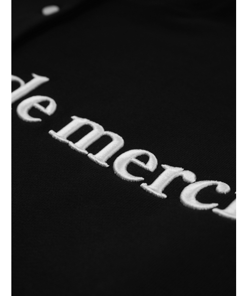 FABULOUS ARCHIVE(ファビュラスアーカイブ)の「ウィメンズクロップクラシックロゴエンボス刺繍ヘビーテリーヘンリーネックブラック(FCD3TS708W)(スウェット・レディース・ブラック・FREE)」の4枚目の写真