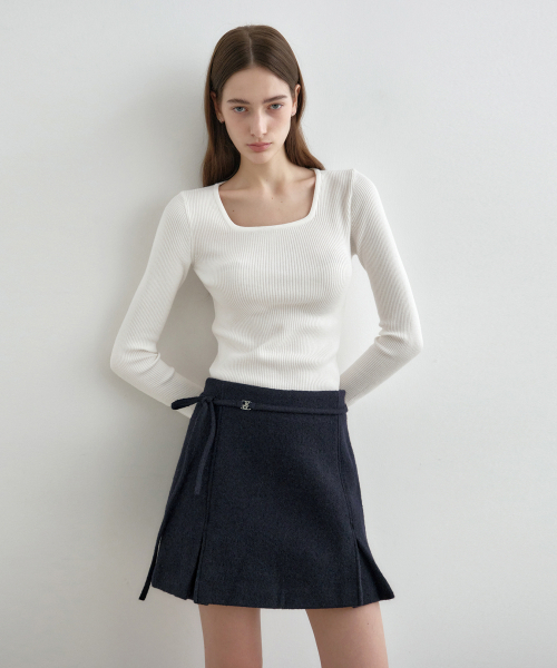 MONGDOL(モンドル)の「ウールブレンドツイードミニスカートネイビーMDSK029NAVY(スカート・レディース・その他・SMALL/MEDIUM)」の2枚目の写真