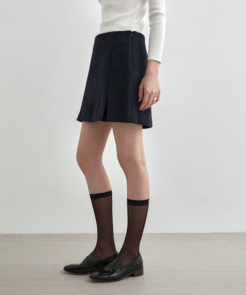 MONGDOL(モンドル)の「ウールブレンドツイードミニスカートネイビーMDSK029NAVY(スカート・レディース・その他・SMALL/MEDIUM)」の4枚目の写真