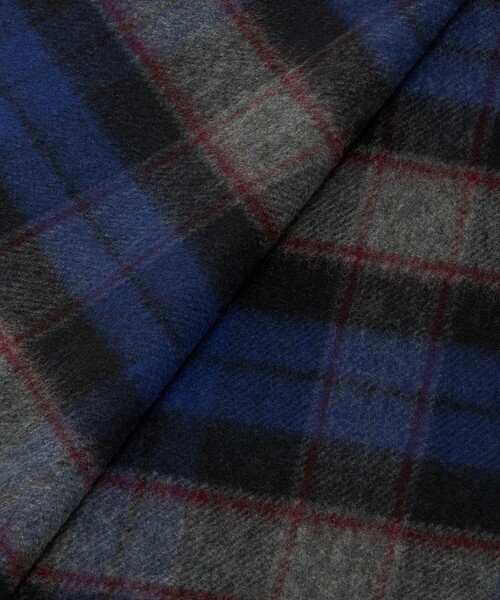 Johnstons of Elgin(ジョンストンズオブエルガン)の「【別注】<Johnstons of Elgin>GLR ウールカシミヤ マフラー(マフラー・メンズ・グレー系/ベージュ/ダークグレー/ダークブラウン・FREE)」の7枚目の写真