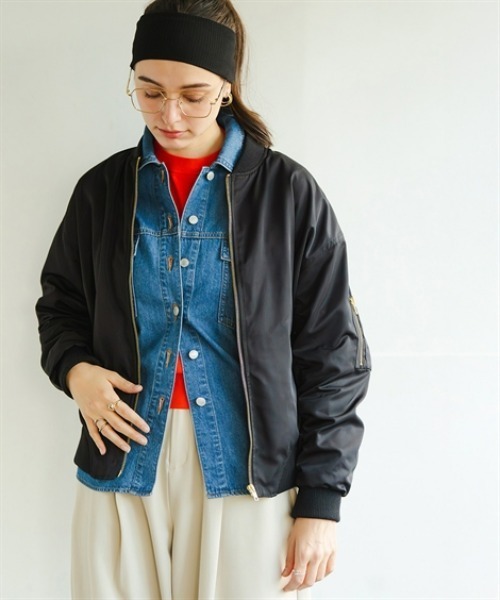 Maison INNESS(メゾンアイネス)の「エフォートレスMA-1ボンバージャケット(はっ水)(MA-1・レディース・ライトカーキ/スモークピンク/ブラック/ブラウン・S~M/L~LL/3L~4L/5L~6L)」の22枚目の写真