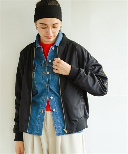 Maison INNESS(メゾンアイネス)の「エフォートレスMA-1ボンバージャケット(はっ水)(MA-1・レディース・ライトカーキ/スモークピンク/ブラック/ブラウン・S~M/L~LL/3L~4L/5L~6L)」の14枚目の写真