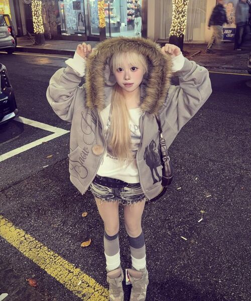 LARTIGENT(ラーティゼン)の「L21 SNOW FUR HOOD ZIP-UP(BEIGE)(パーカー・レディース・その他・FREE)」の12枚目の写真