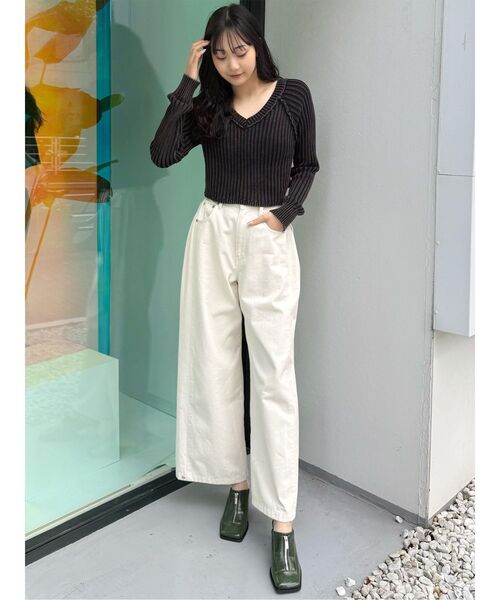 MURUA（ムルーア）の「ブリーチVネッククロップドニット（ニット/セーター・レディース・ブラック/ブルー/ベージュ・FREE）」の21枚目の写真