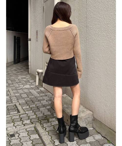 MURUA（ムルーア）の「ブリーチVネッククロップドニット（ニット/セーター・レディース・ブラック/ブルー/ベージュ・FREE）」の16枚目の写真