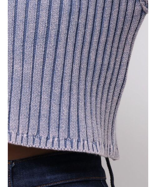 MURUA（ムルーア）の「ブリーチVネッククロップドニット（ニット/セーター・レディース・ブラック/ブルー/ベージュ・FREE）」の5枚目の写真