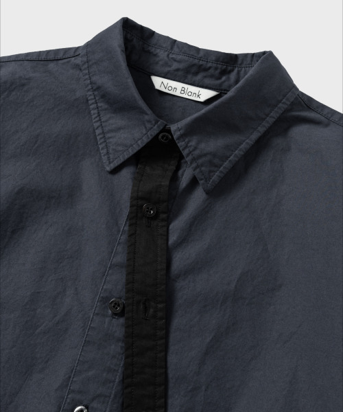 NONBLANK（ノンブランク）の「コットンドリルLSシャツ_ダークネイビー（シャツ/ブラウス・メンズ・ダークネイビー・MEDIUM/LARGE/X-LARGE）」の5枚目の写真