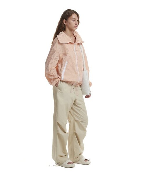 TRUNK PROJECT(トランクプロジェクト)の「Drawstring Pants_Beige(スウェットパンツ・レディース・ベージュ・SMALL/X-SMALL/XX-SMALL/LARGE)」の4枚目の写真