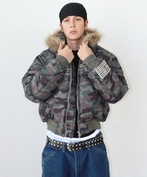 .KOM（ドットコム）の「A'GEM/9 × .kom 『KEYMISERY/キーミザリー』Cropped Fur Hood MA-1 Jacket/クロップド ファー フード MA-1　ジャケット（MA-1）」