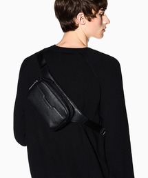 ARMANI EXCHANGE｜アルマーニエクスチェンジのボディバッグ/ウエスト