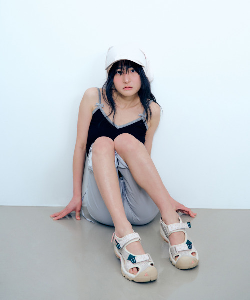 HUMTTO(ハムト)の「女性ハイキングサンダルオレットHGC(サンダル・レディース・ベージュ・23cm/23.5cm/24cm/24.5cm/25cm)」の7枚目の写真