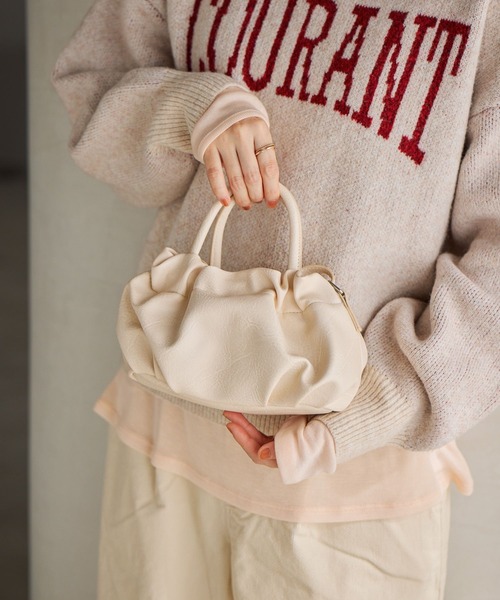 studio CLIP(スタディオクリップ)の「ギャザーハンドルミニショルダーバッグ(ショルダーバッグ・レディース・アイボリー/ブラック/ブラウン/オレンジ・FREE)」の1枚目の写真