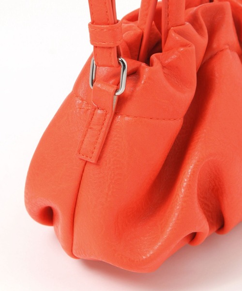 studio CLIP(スタディオクリップ)の「ギャザーハンドルミニショルダーバッグ(ショルダーバッグ・レディース・アイボリー/ブラック/ブラウン/オレンジ・FREE)」の22枚目の写真