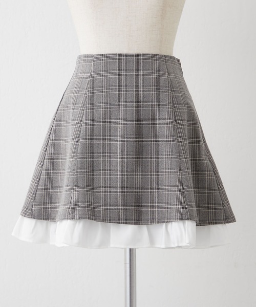 continuer de NICE CLAUP（コンティニューデナイスクラップ）の「【華奢見えシルエット】ハイウエスト裾チラリミニスカート（スカート・レディース・その他1/その他2/ベージュ・FREE）」の11枚目の写真