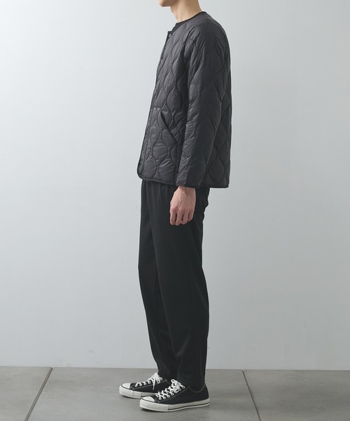 TAION（タイオン）の「【TAION】ミリタリー クルーネック ダウンジャケット-ソフトシェル / MILITARY CREW NECK DOWN JKT（ダウンジャケット/コート・メンズ・ブラック・S/XL/L/M）」の5枚目の写真