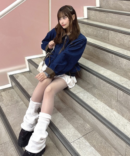 one way(ワンウェイ)の「パイピングブルゾン(テーラードジャケット・レディース・ブルー/ベージュ・FREE)」の12枚目の写真