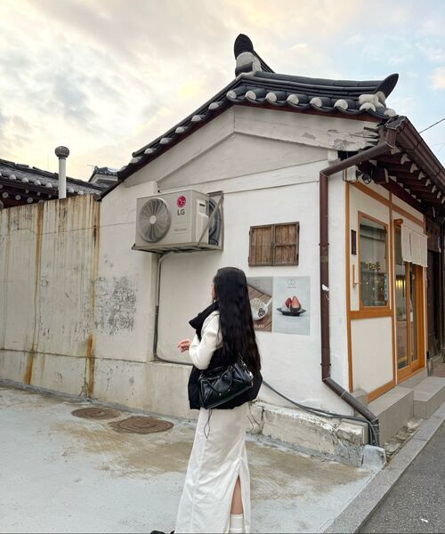 MUSINSA STANDARD WOMAN（ムシンサスタンダードウーマン）の「ウィメンズ CP マキシスカート [ホワイト]（スカート・レディース・その他・LARGE/MEDIUM/SMALL/X-SMALL/X-LARGE）」の21枚目の写真