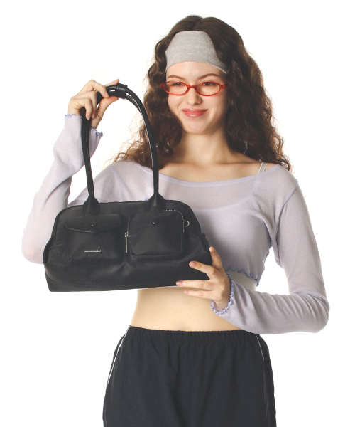 MASMARULEZ（マスマルールズ）の「[INT] Chaming Nylon shoulder bag_Black（ショルダーバッグ・レディース・その他・FREE）」の3枚目の写真