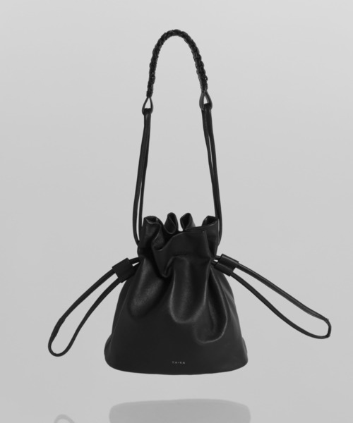 YArKA（ヤーカ）の「【YArKA/ヤーカ】real leather flat braided handle drawstring shoulder bag [bdbd6] / フラット編ハンドル巾着バッグ（ショルダーバッグ・メンズ・ブラック・FREE）」の17枚目の写真