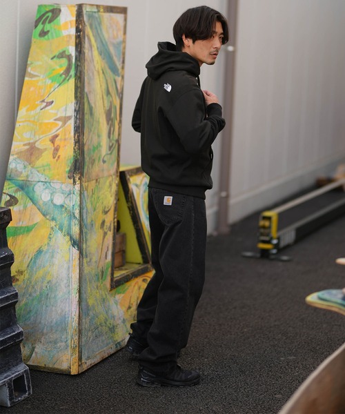 THE NORTH FACE(ザノースフェイス)の「THE NORTH FACE/ザ・ノース・フェイス プルオーバー パーカー ロゴ 裏毛 スクエアロゴフーディ― NT12333(パーカー・メンズ・ブラック/スモークグレー・M/L/XL/XXL)」の8枚目の写真