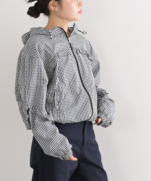 U by SPICK&SPAN（ユーバイスピックアンドスパン）の「CRANK/クランク CHECK FRILL WINDBREAKER（その他アウター・レディース・ネイビー・FREE）」の7枚目の写真