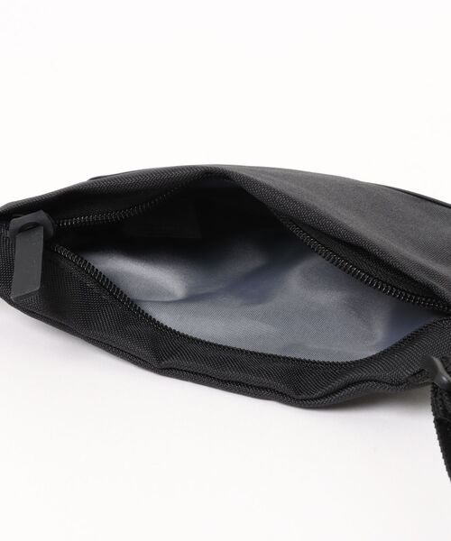 NEW BALANCE（ニューバランス）の「New Balance ニューバランス U Essential スリングバッグ LAB53514BK BK（ボディバッグ/ウエストポーチ・メンズ・ブラック・FREE）」の2枚目の写真