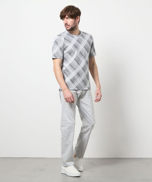 HIDEAWAYS NICOLE（ハイダウェイニコル）の「バイアスブリスターチェックジャカード クルーネック半袖プルオーバー（Tシャツ/カットソー・メンズ・ブルー/ホワイト×ブラック/ホワイト×ブルー/ホワイト×ライトグレー/ブラック×グレー・MEDIUM/LARGE/X-LARGE）」の12枚目の写真