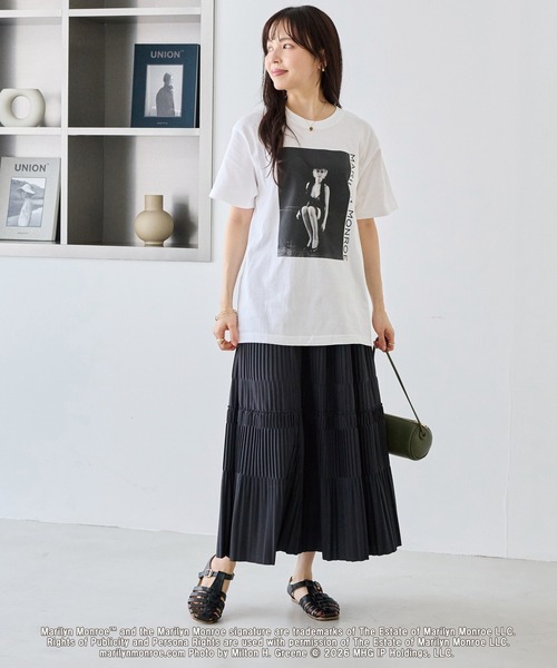 LAVEANGE(ラビアンジェ)の「プリーツティアードロングスカート(スカート・レディース・ブラック/チャコールグレー/ライトベージュ・5L/4L/3L/LL/M)」の10枚目の写真