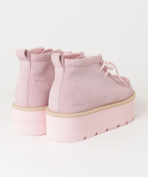 Clarks Originals（クラークスオリジナルズ）の「クラークス【Clarks】- デザートブーツ【Meare Meare WBELVTD LightPinkSued 26183858】（ブーツ・レディース・ライトピンク・25.0cm/24.5cm/24.0cm）」の2枚目の写真