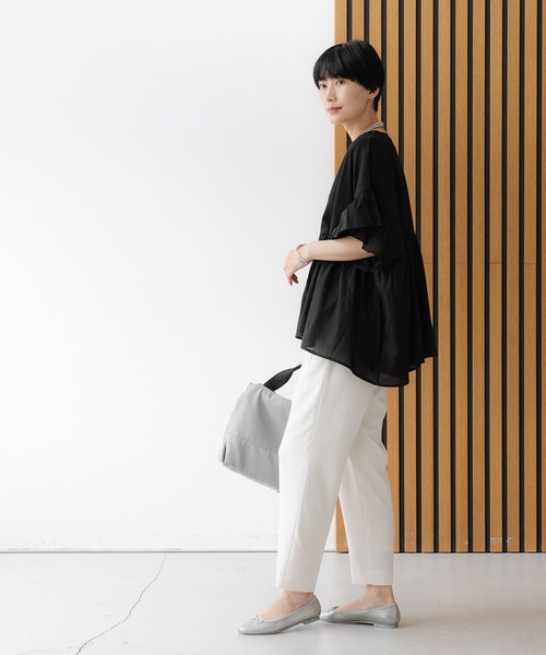 Elura（エルーラ）の「異素材切り替えフリルプルオーバー/621795（Tシャツ/カットソー・レディース・ブラウン/オフホワイト/ブラック・FREE）」の10枚目の写真