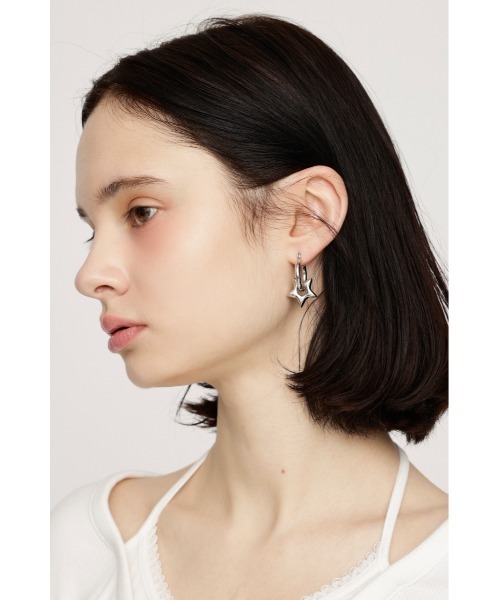 SLY(スライ)の「CHUNKY STAR P/EARRING チャンキースターピアス(ピアス(両耳用)・レディース・シルバー/ゴールド・FREE)」の7枚目の写真